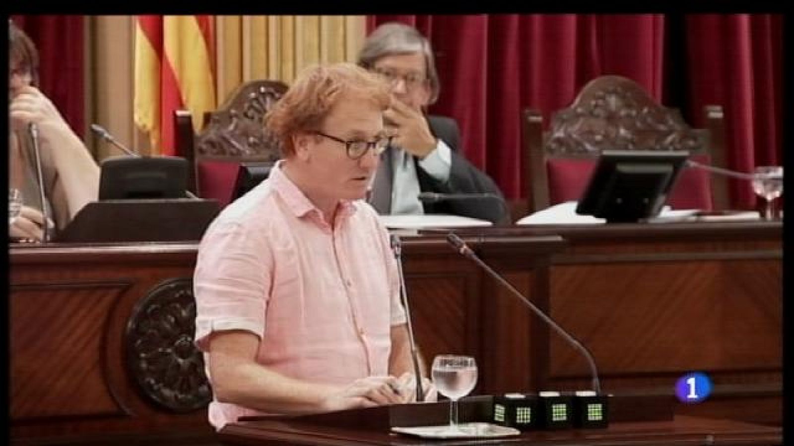 El Parlament aprova la moratòria per construir sense clavegueram