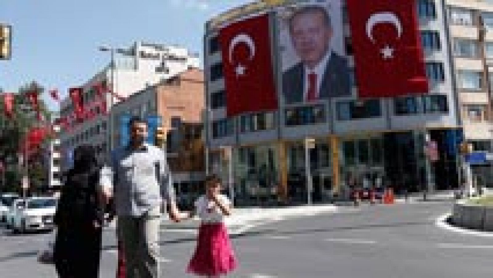 Telediario 1: Turquía suspende la Convención Europea de Derechos Humanos por el estado de emergencia | RTVE Play