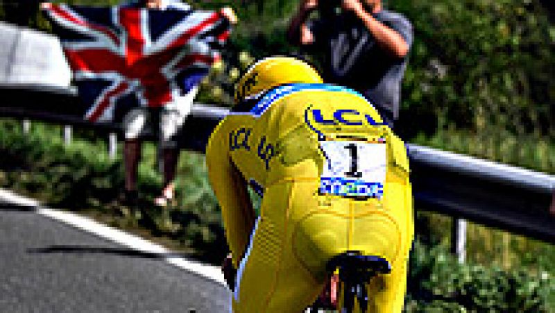 Una exhibición de Chris Froome en la cronoescalada disputada a través de 17 kilómetros entre Sallanches y Megève sentenció el Tour de Francia a falta de dos jornadas de montaña en los Alpes y el desfile de París. El británico ratificó, aunque había p
