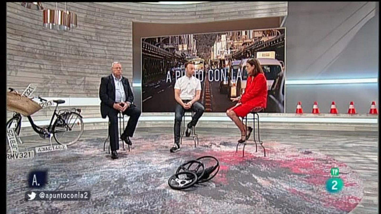 A punto con La 2 - Sobre ruedas - ¿Coche de propiedad, o mejor de alquiler?