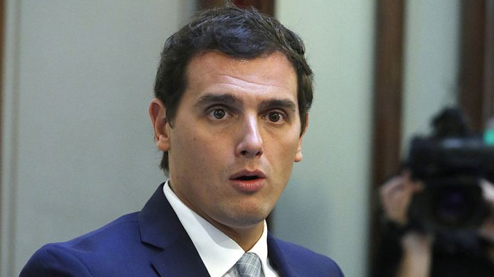 Telediario 1 - Rivera pedirá al rey que convenza a Sánchez de que se abstenga y a Rajoy de que negocie