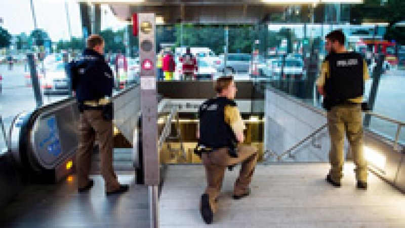 "La gente corría despavorida", relata una española presente en el centro comercial de Múnich durante el tiroteo
