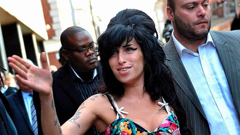 Cinco años de la muerte de Amy Winehouse, la voz blanca del soul