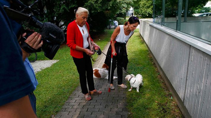 Telediario 1 - Muniqueses y turistas tratan de recuperar la normalidad