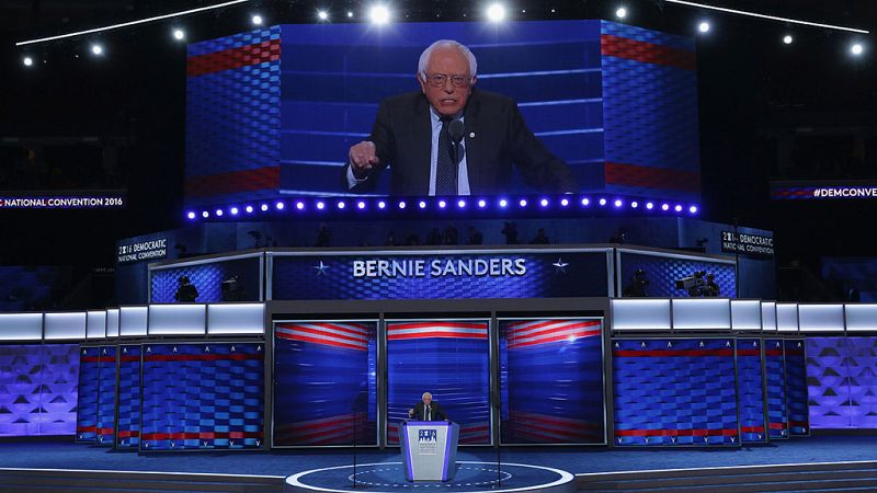 Sanders inaugura la convenci�n dem�crata y pide el apoyo para el liderazgo "unificador" de Clinton