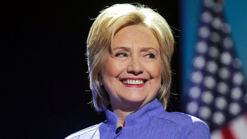 Hillary Clinton hace historia y ya es oficialmente la candidata demócrata 