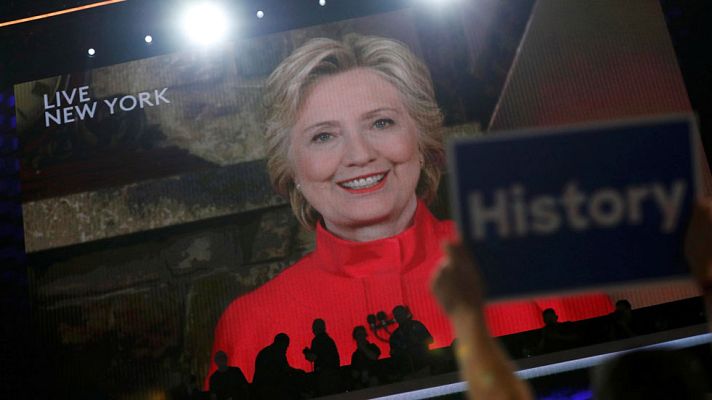 Telediario 1 - Hillary Clinton hace historia y será la primera mujer que aspire a llegar a la Casa Blanca