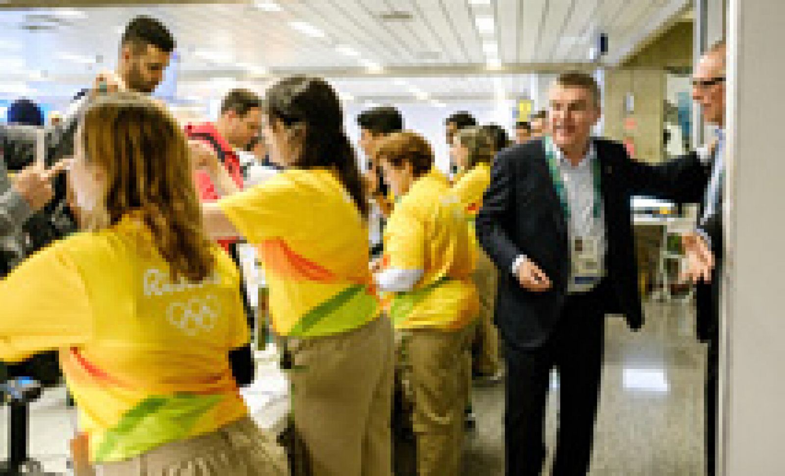 Telediario 1: 50.000 voluntarios ayudarán en los Juegos de Río | RTVE Play