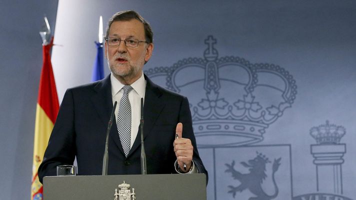 Telediario 1 - El PP defiende que Rajoy puede no presentarse a la investidura y la oposición discrepa