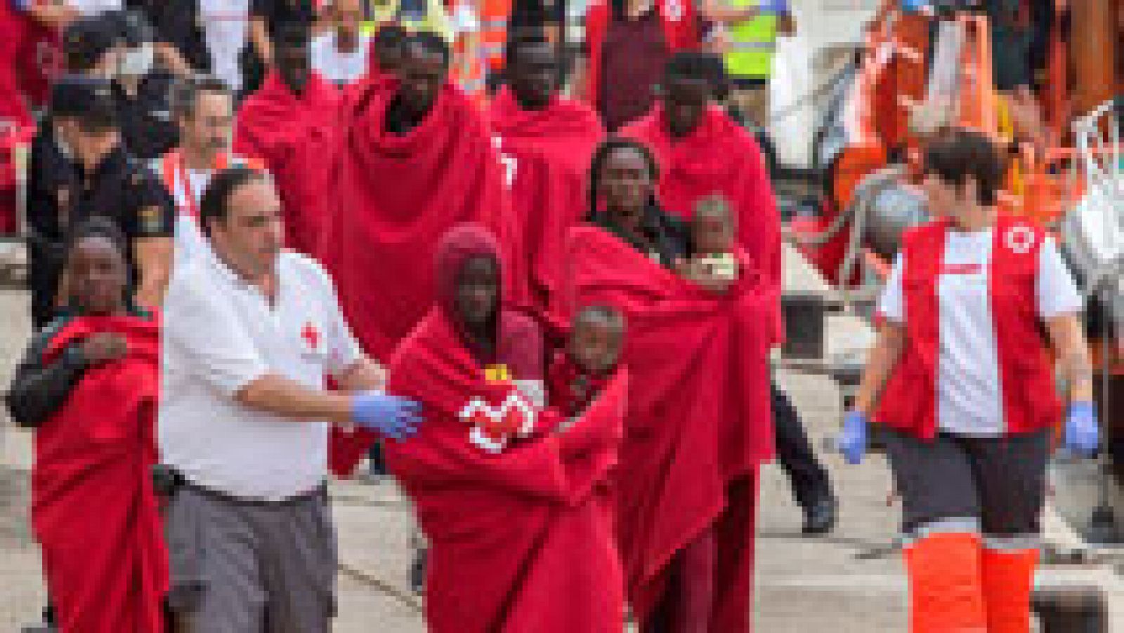 Telediario 1: Rescatados cerca de 130 migrantes en las costas españolas | RTVE Play