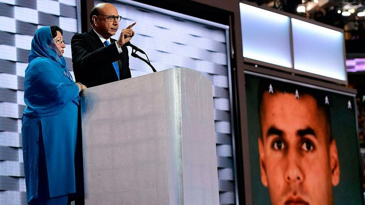 Telediario 1 - Trump ofende a los padres de un soldado musulmán