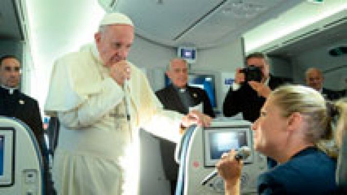 El Papa Francisco pide que no se identifique al Islam con la violencia  