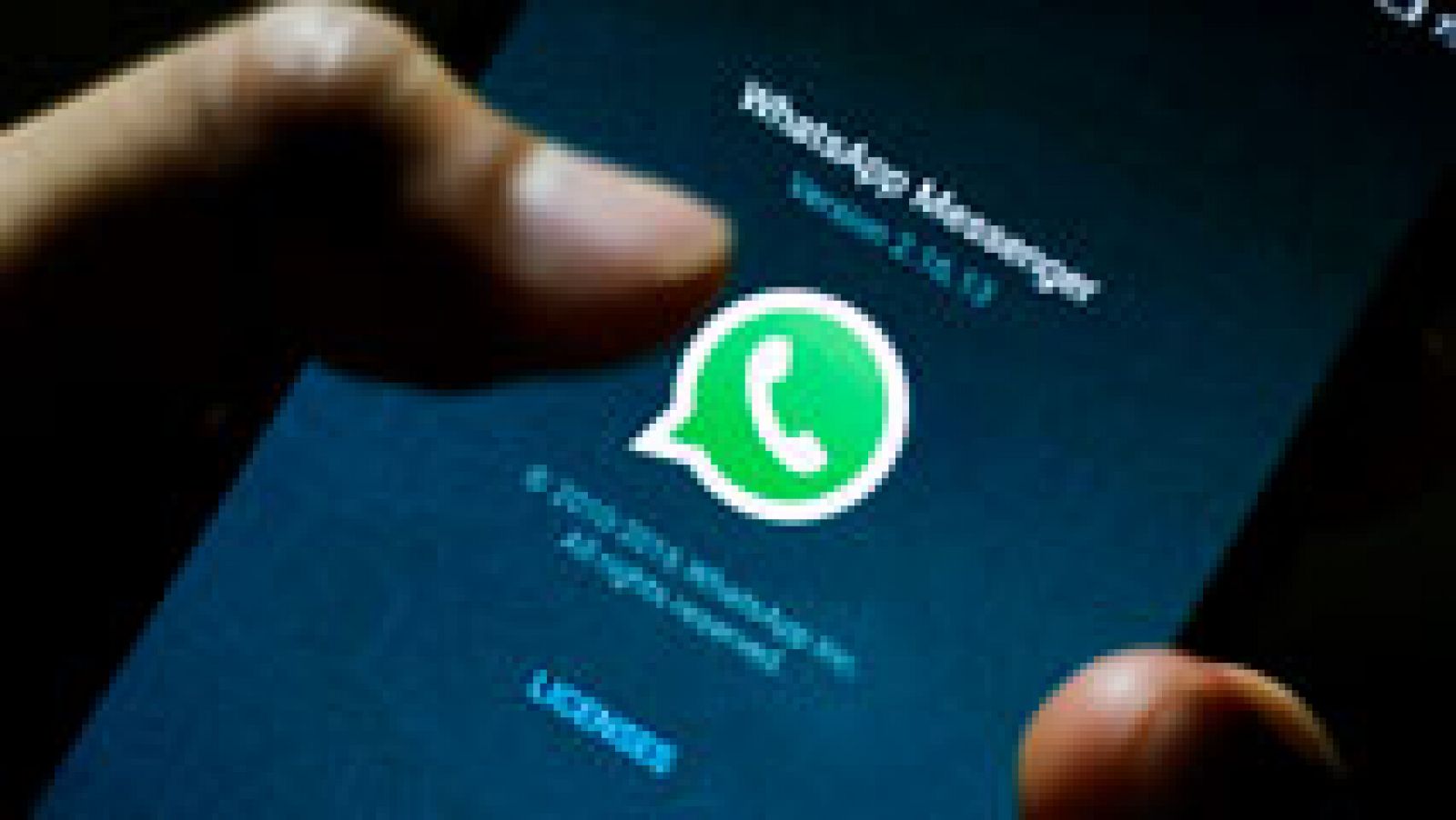 Telediario 1: Los contenidos de Whatsapp borrados permanecen en la memoria de la aplicación por un error  | RTVE Play