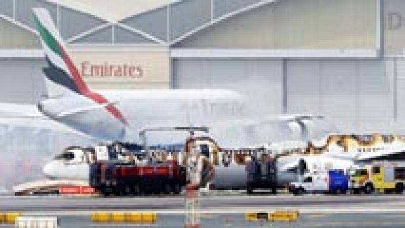 Se incendia sin causar víctimas un avión de pasajeros en Dubai