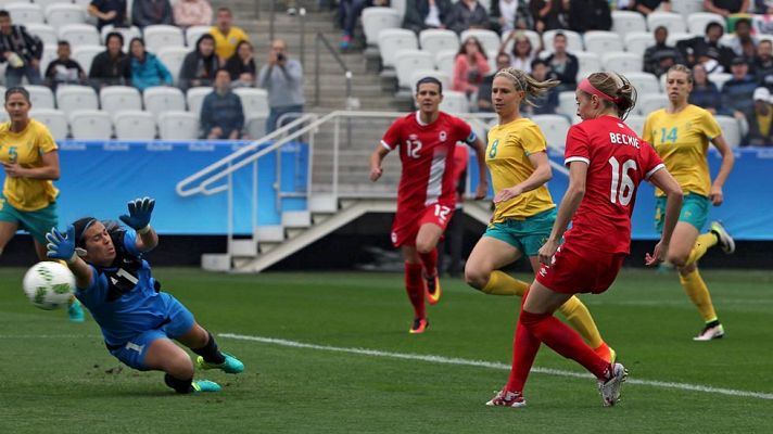 La canadiense Janine Beckie marca a los 19 segundos, récord olímpico