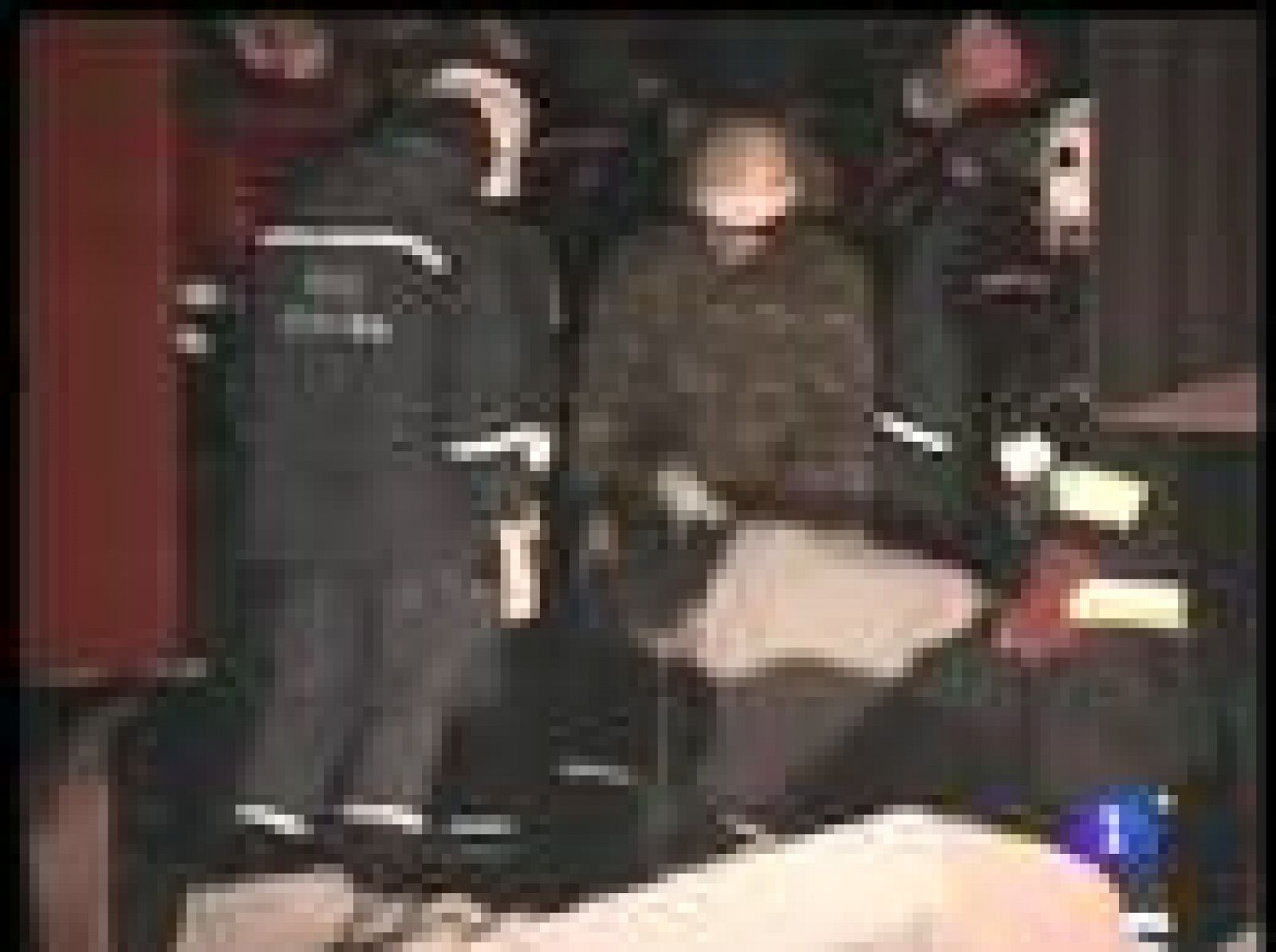 Los equipos de rescate buscan supervivientes en Ucrania