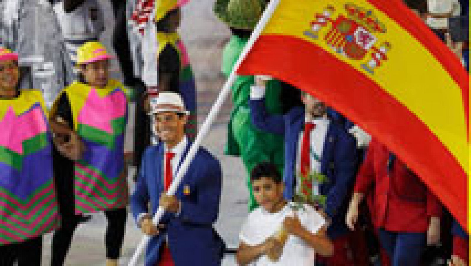 Río 2016: El equipo olímpico español desfila en Maracaná abanderado por Nadal