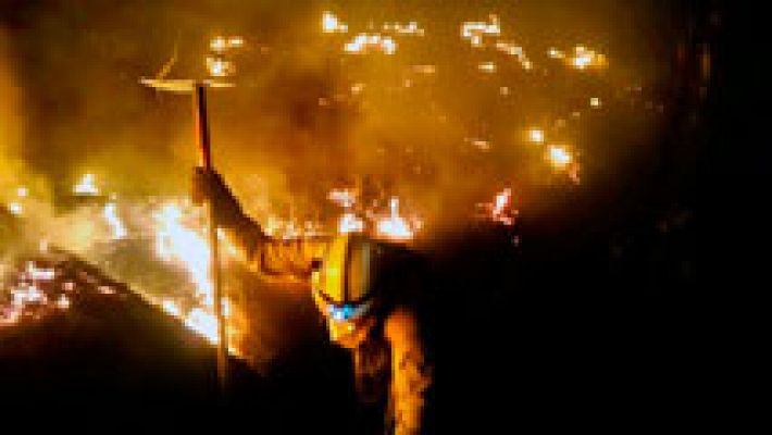 Desalojados 500 vecinos de Montes de Luna y Tigalate por el incendio de La Palma