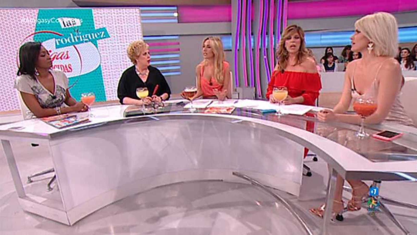 Amigas y conocidas - 10/08/16 - ver ahora