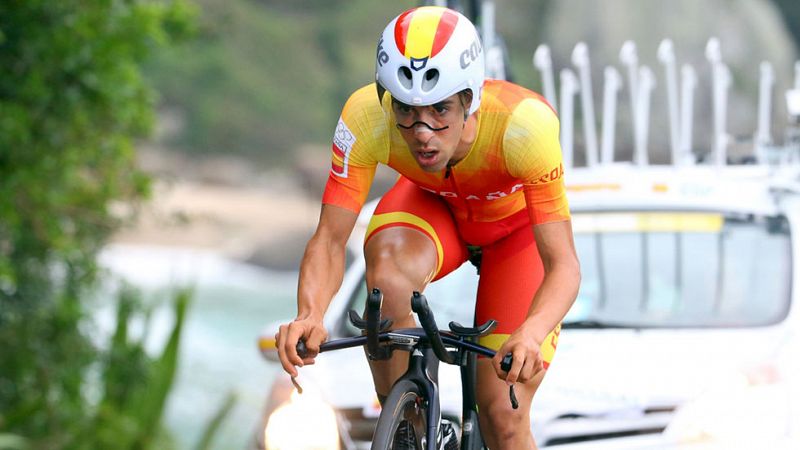 Jonathan Castroviejo consigue el cuarto puesto en la prueba ciclista contrareloj por detrás del británico Froome en una prueba donde venció el suizo Fabian Cancellara.