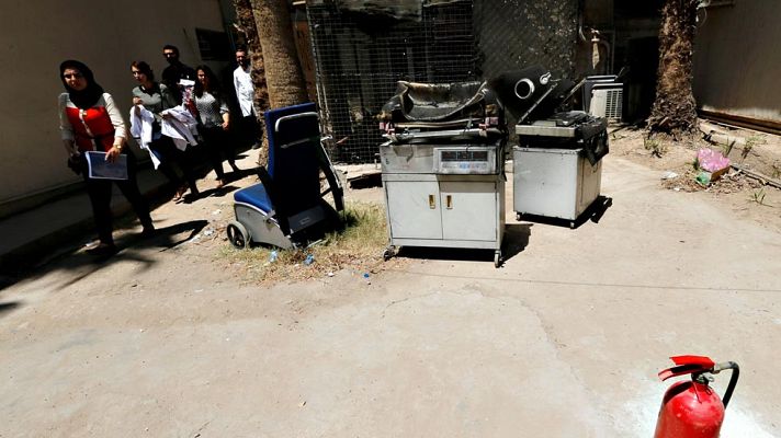 Telediario 1 - Fallece una docena de bebés prematuros en el incendio de un hospital en Bagdad
