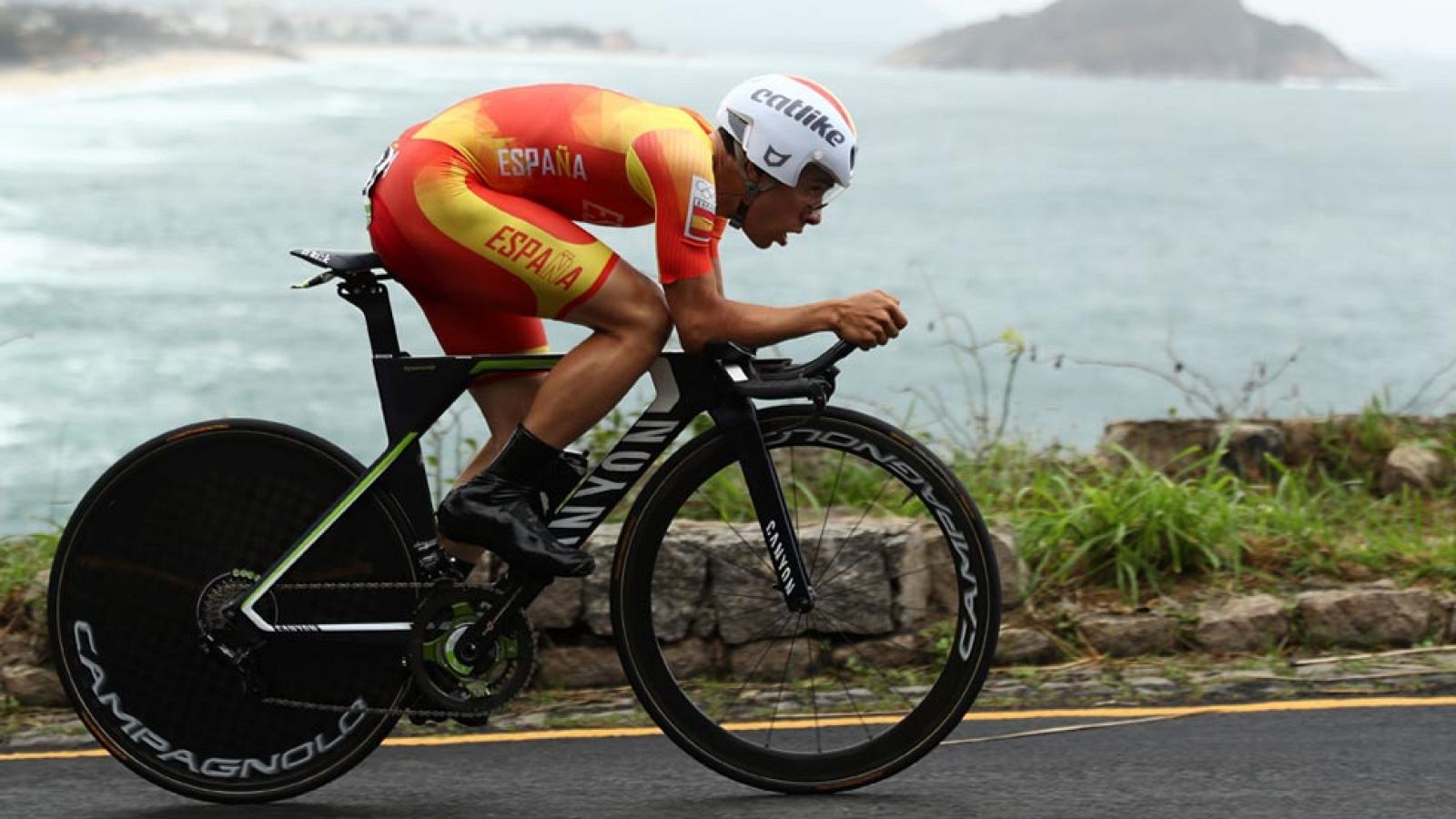 Castroviejo es cuarto a cuatro segundos del podio