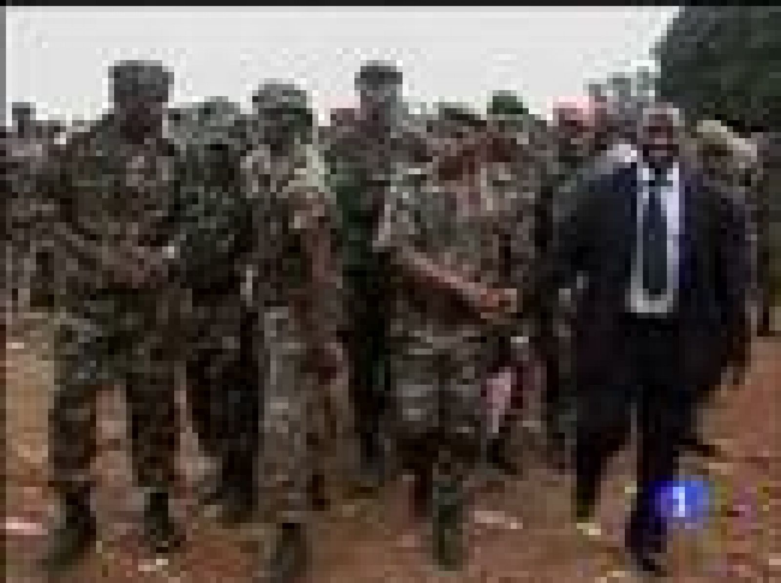 En Guinea Conakry el gobierno se ha rendido y los militares golpistas buscan apoyos internacionales | Ver