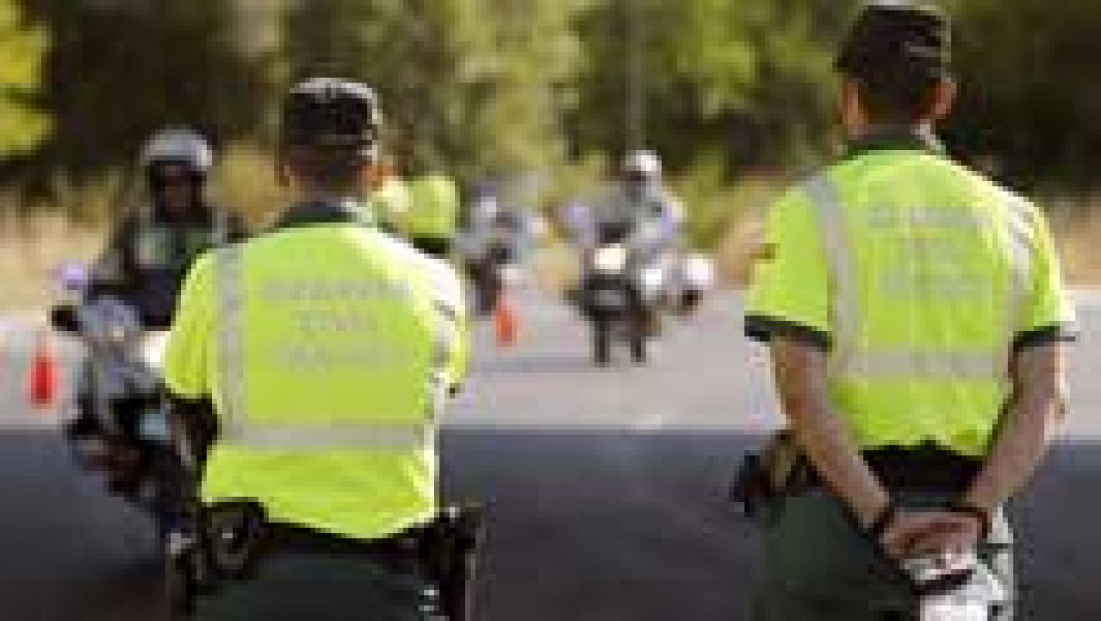Telediario 1: La DGT intensifica la vigilancia en las carreteras y pone en marcha una campaña especial de control de drogas y alcohol | RTVE Play