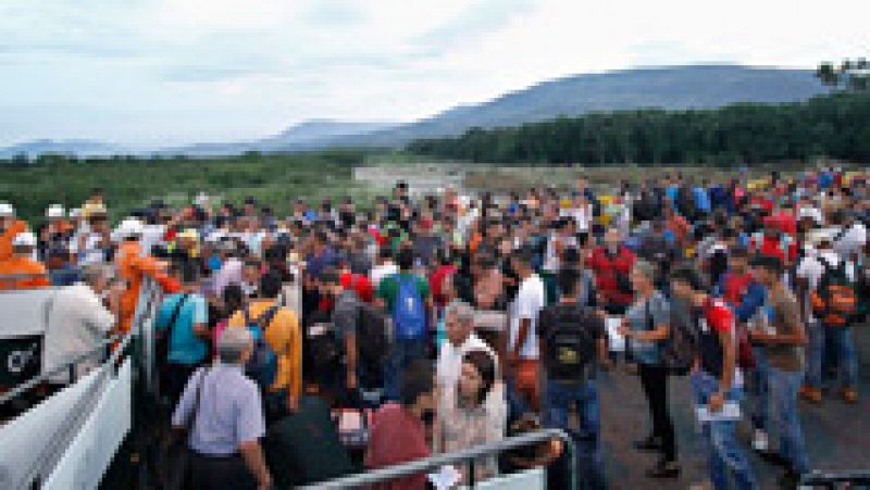 La frontera entre Colombia y Venezuela vuelve a abrir después de un año