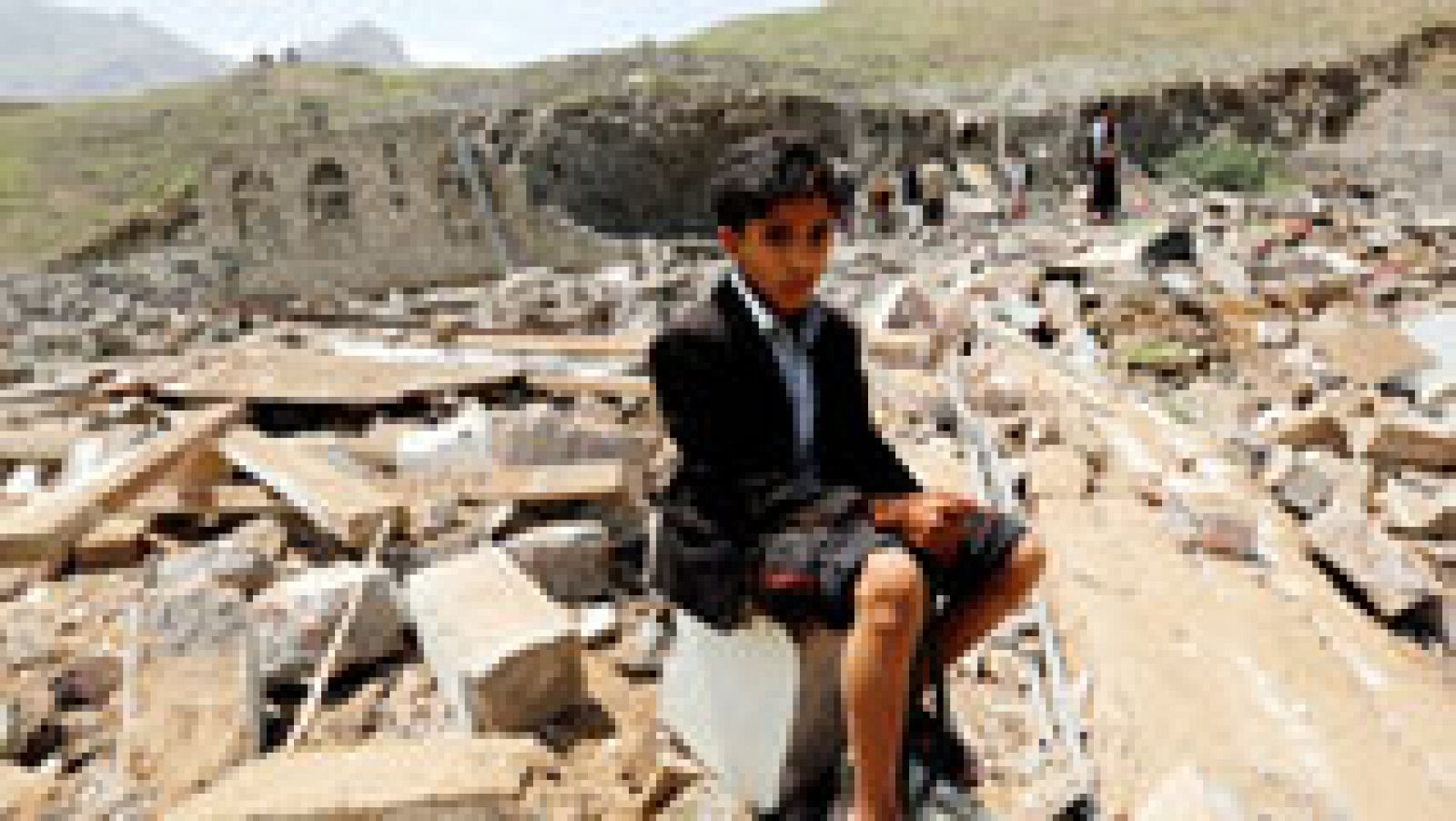 Telediario 1: Un bombardeo contra una escuela coránica en Yemen provoca 10 muertos y 28 heridos | RTVE Play