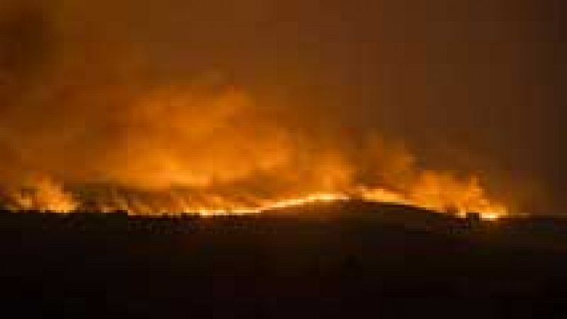 Galicia recupera la normalidad y solo se mantiene activo un incendio en Cualedro