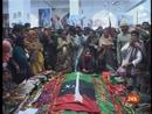  - Pakistán recuerda a Benazir Bhutto