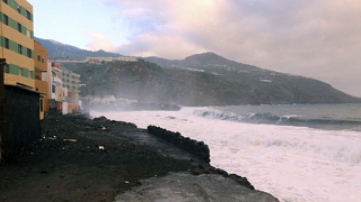 Unos 60 jóvenes sufren cada verano lesiones medulares por lanzarse al mar, ríos y piscinas