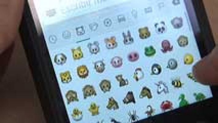 Telediario 1 - Inician una campaña en Change.org para pedir que el porrón sea un emoticono