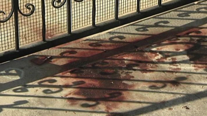 Telediario 1 - Un hombre ha muerto y una mujer está herida tras un tiroteo en Mijas, en Málaga