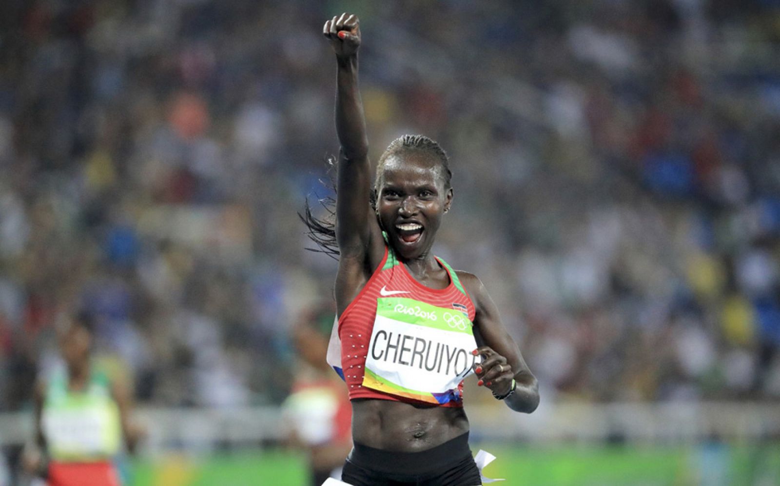 Río 2016 - Atletismo | La keniana Cheruiyot se venga de la etíope Ayana en los 5.000
