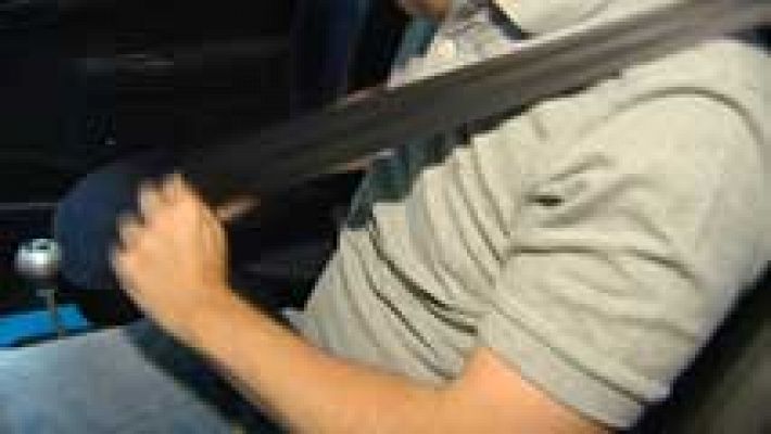 Telediario 1 - Uno de cada cuatro fallecidos en accidentes no llevaba puesto el cinturón de seguridad