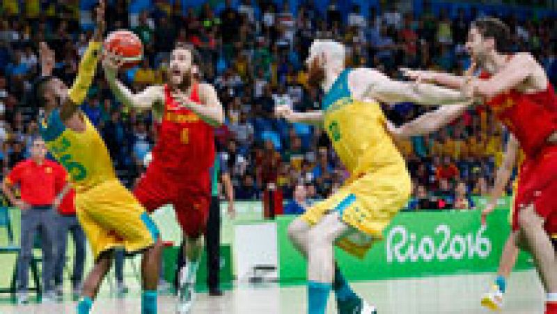 Ro 2016. Baloncesto | La seleccin de baloncesto celebra la medalla de bronce