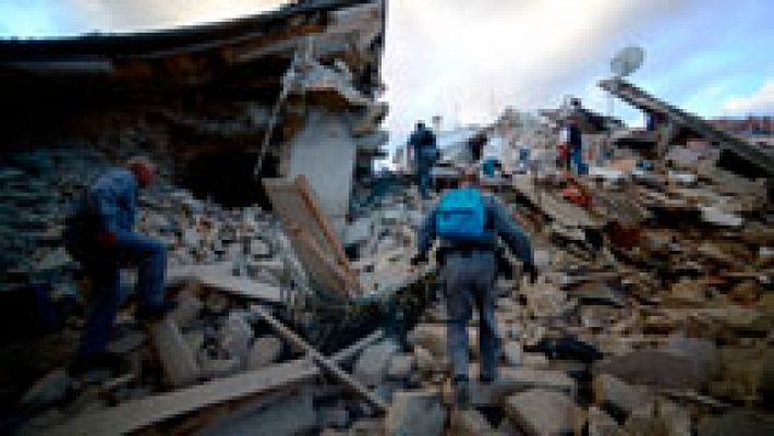 Telediario 1 - Telediario Matinal en 4' - 24/08/16