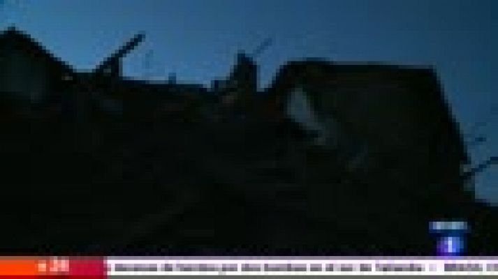 Telediario 1 - Un fuerte terremoto sacude el centro de Italia