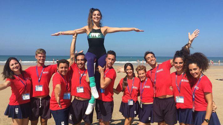 Aquí la Tierra - Adopta a Marta: entre yoga y zumba