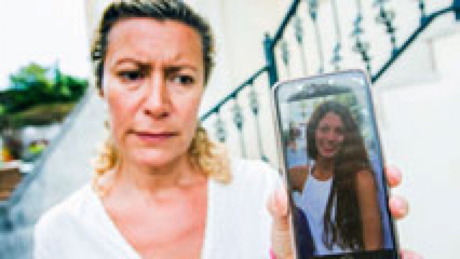 Telediario 1: La joven madrileña desaparecida en Galicia envió un mensaje a un amigo porque un hombre la seguía | RTVE Play