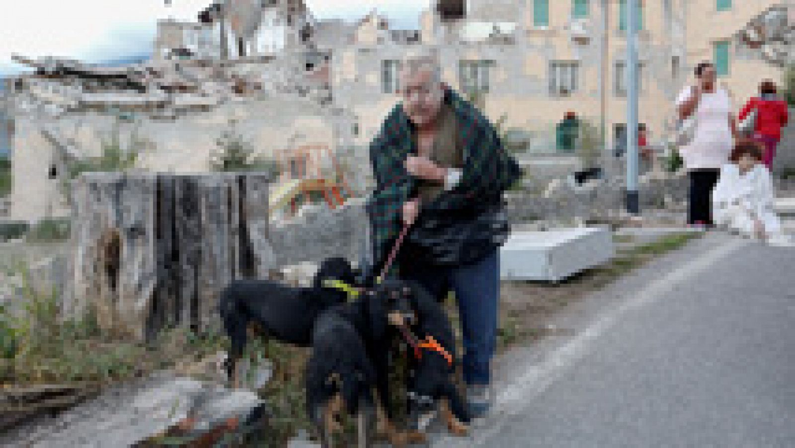 Telediario 1: Se abre una investigación en Italia por los daños en edificios reestructurados para soportar seísmos | RTVE Play