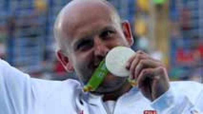 Piotr Malachowski convierte su plata de Río 2016 en oro