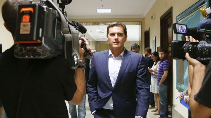 Informativo 24h - Rivera "no tira la toalla" e intentará convencer al PSOE de que apoye a Rajoy de aquí al viernes