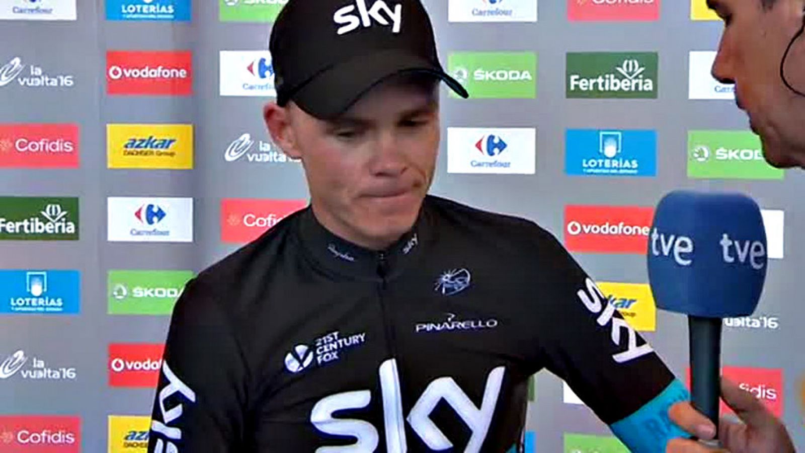 El ciclista británico Chris Froome (Team Sky) se ha impuesto este  miércoles en la undécima etapa de la Vuelta a España, disputada entre  Colunga (Museo Jurásico) y Peña Cabarga (Cantabria) sobre 168,6  kilómetros, en un pulso con el todavía líder de