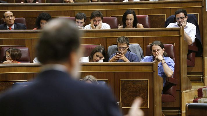 Telediario 1 - El debate de investidura de Mariano Rajoy en las redes sociales