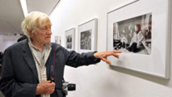 Muere Marc Riboud, el fotógrafo de la flor ante el fusil contra la Guerra de Vietnam