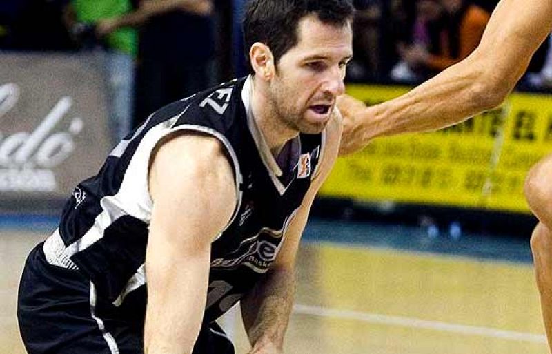 El Regal Barcelona se ha llevado la victoria de la cancha del Iurbentia Bilbao Basket (59-66), lo que supone un varapalo para sus aspiraciones de estar en la próxima edición de la Copa del Rey.