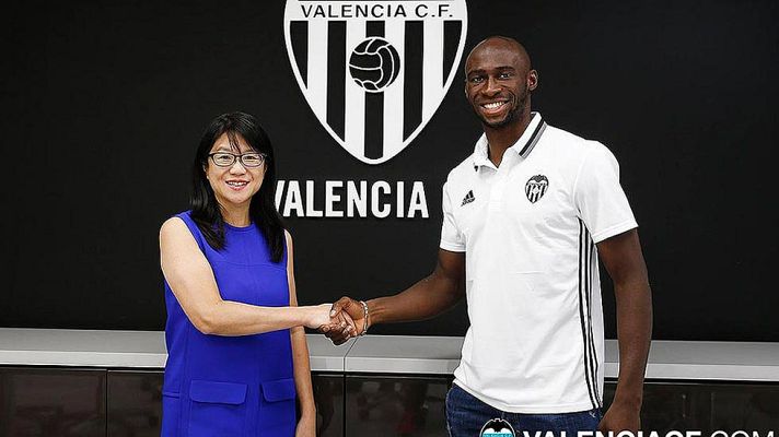 Telediario 1 - Mucha actividad en el cierre del mercado de fichajes